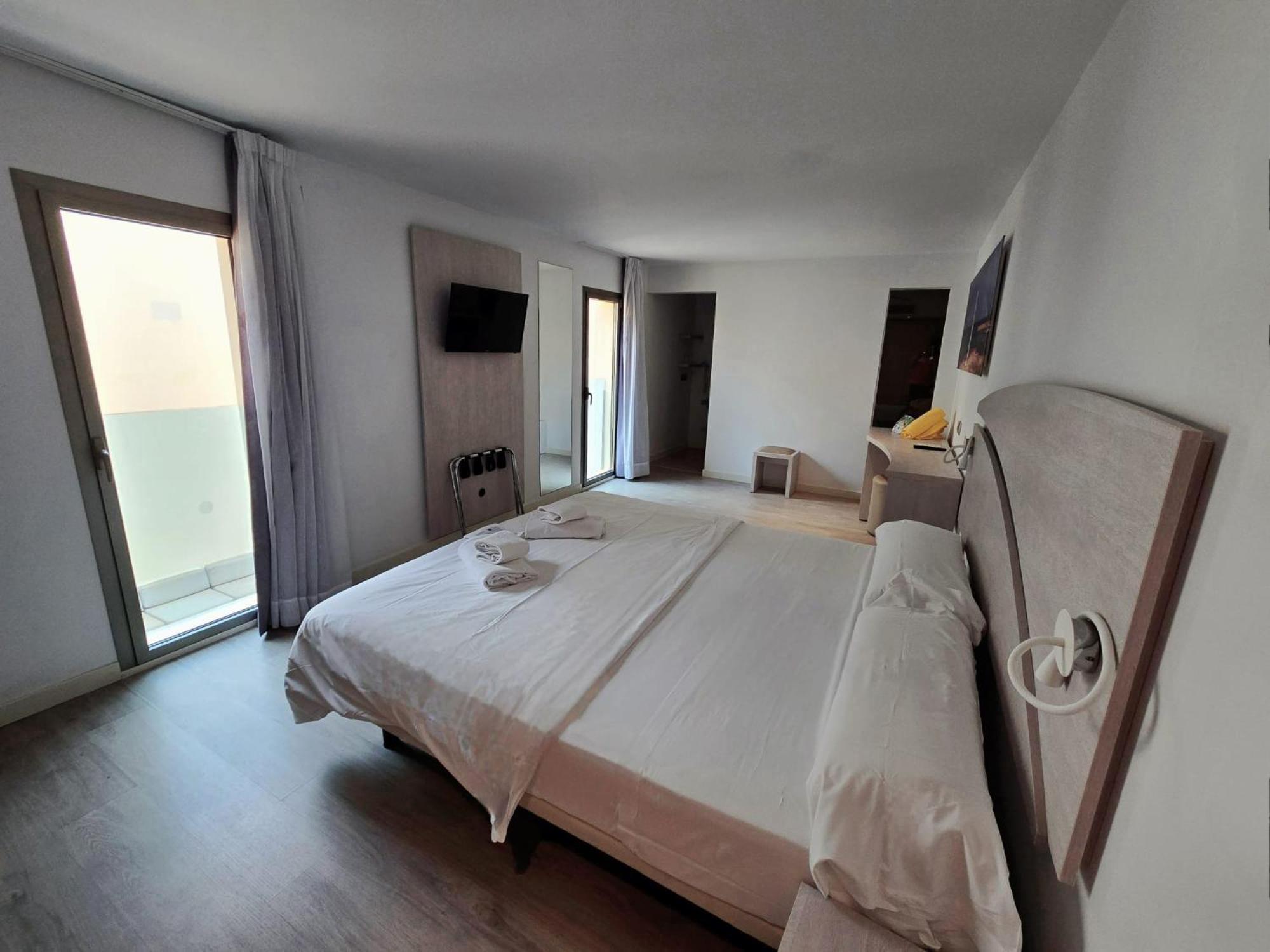 Llaut Boutique Hotel (Adults Only) Can Picafort  Kamer foto
